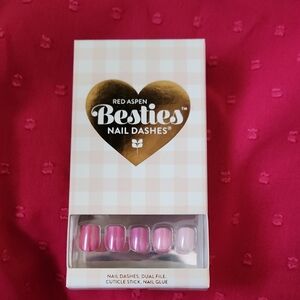 NIB Red Aspen Besties Petite Nail Dashes